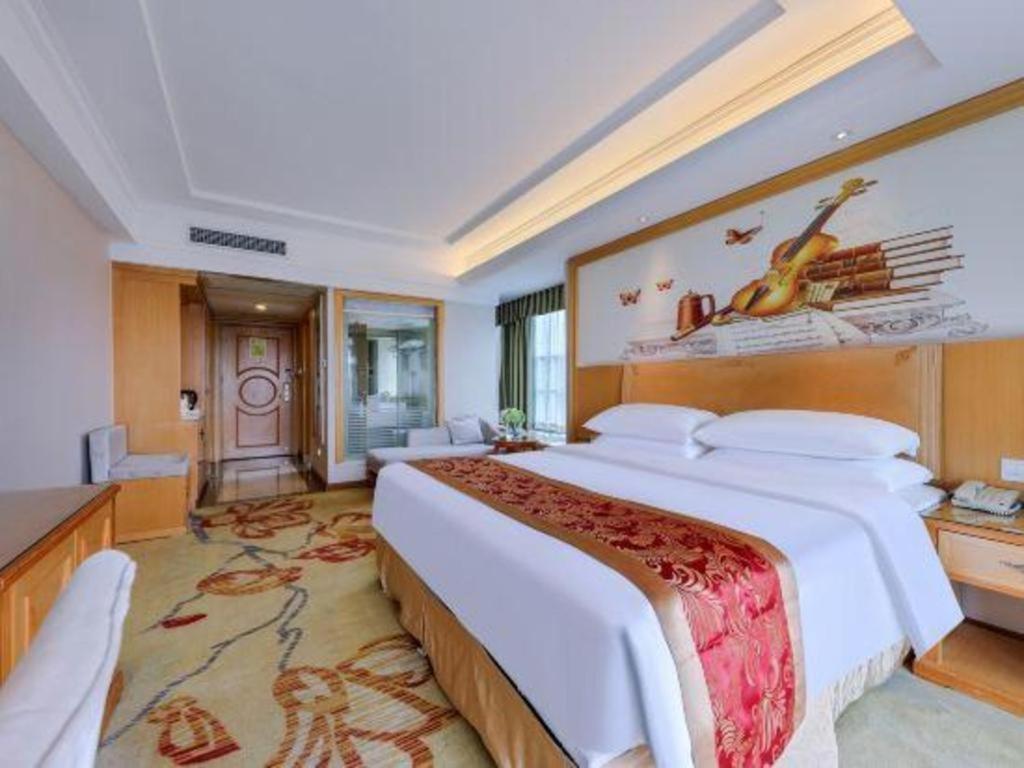 เวียนนา ฉิงหยวน ไท่เหอ แอนเชียน เคฟ ซีเนติค แอเรีย Hotel ชิงหยวน ภายนอก รูปภาพ