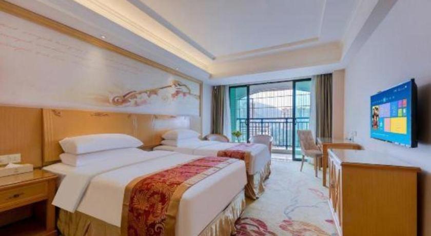 เวียนนา ฉิงหยวน ไท่เหอ แอนเชียน เคฟ ซีเนติค แอเรีย Hotel ชิงหยวน ภายนอก รูปภาพ
